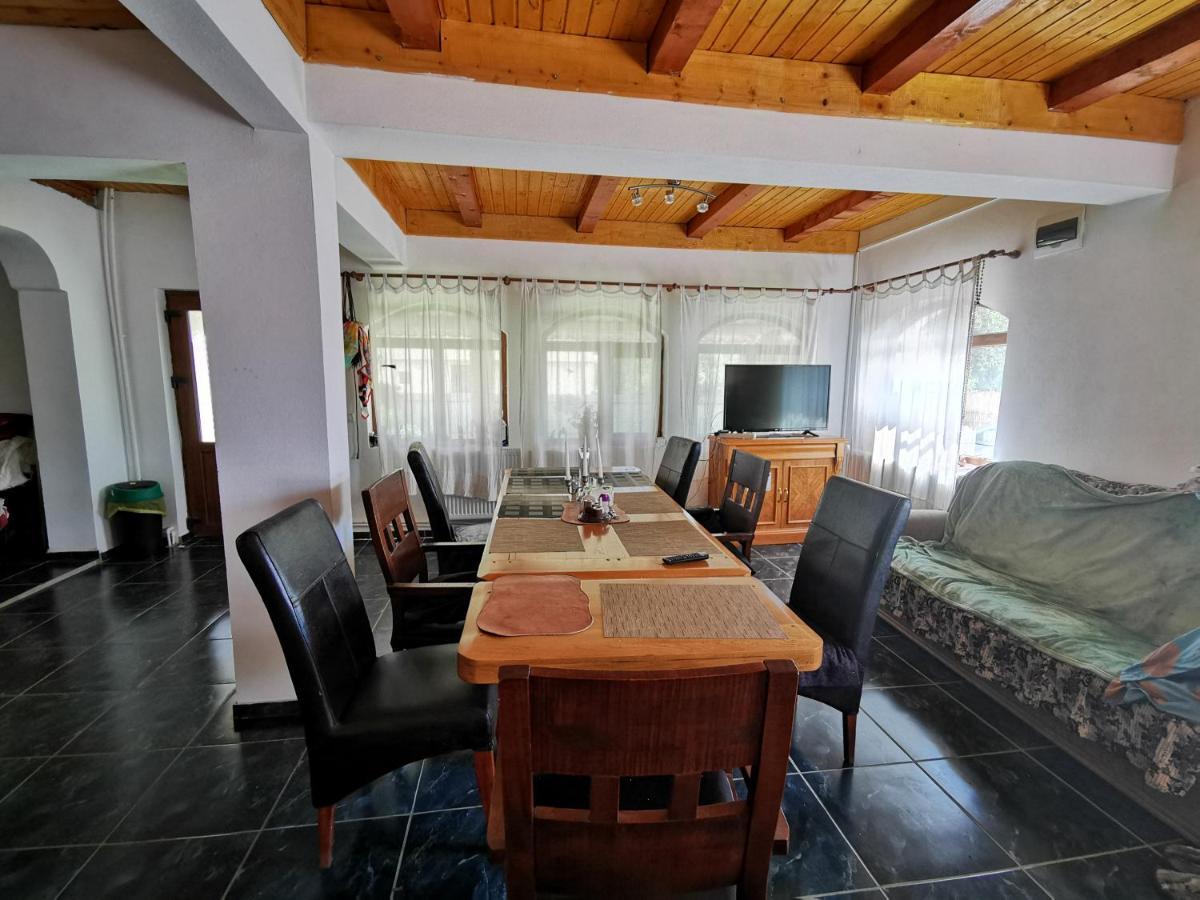 Jugul Taranului Agropensiune Polovragi, Gorj Villa Buitenkant foto
